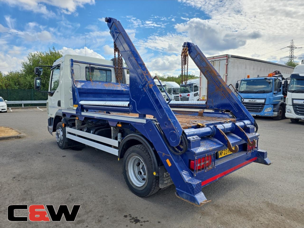 Vehicle image 7